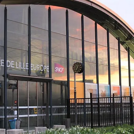 Europe/flandres Stations With Balcony! Rijsel